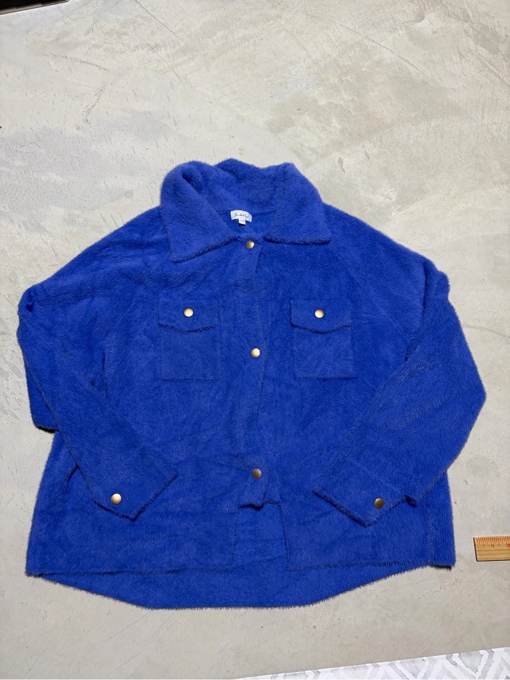 Bucket list Frankie soft fur shacket medium